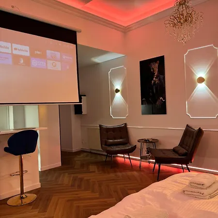 Evasio, Au Pied Du Chateau Fort, Parking Prive Apartment Sedan