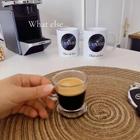 Evasio, Au Pied Du Chateau Fort, Parking Prive