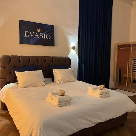 Evasio, Au Pied Du Chateau Fort, Parking Prive Appartement *