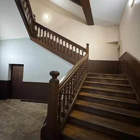 Apartment Evasio, Au Pied Du Chateau Fort, Parking Prive *