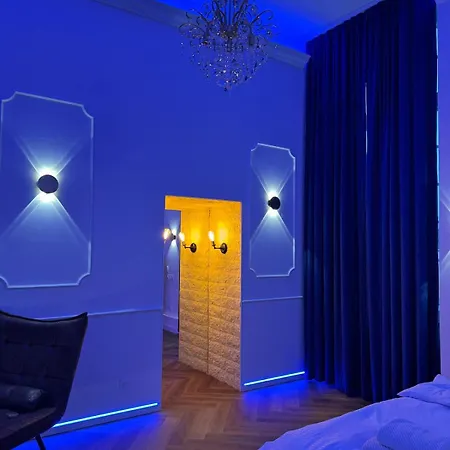 Apartment Evasio, Au Pied Du Chateau Fort, Parking Prive *