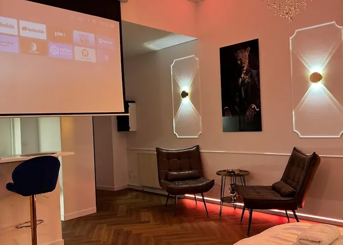 Evasio, Au Pied Du Chateau Fort, Parking Prive Apartment Sedan