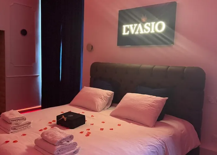 Apartman Evasio, Au Pied Du Chateau Fort, Parking Prive Sedan