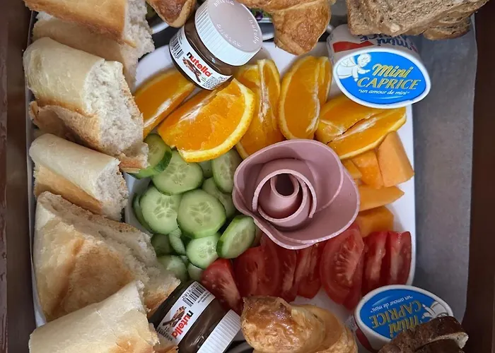 Evasio, Au Pied Du Chateau Fort, Parking Prive Apartman Sedan